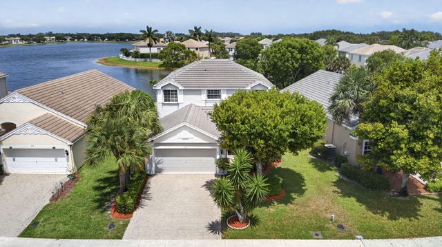 214 Berenger Walk, Royal Palm Beach, FL 33414