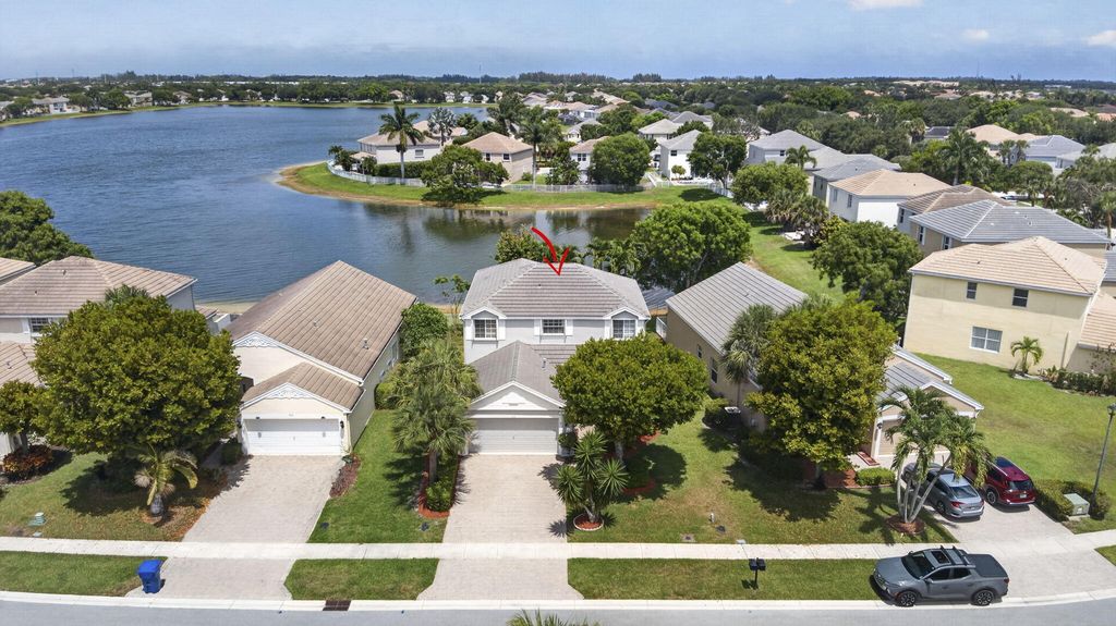 214 Berenger Walk, Royal Palm Beach, FL 33414