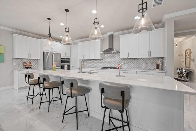 5697 LONG SHORE LOOP, Sarasota, FL 34238