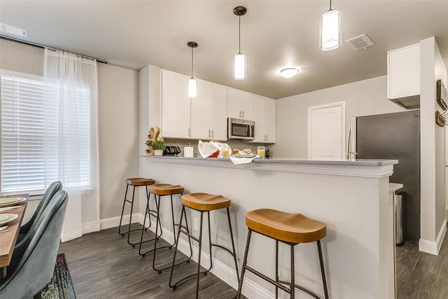 901 Juno Lane, Denton, TX 76209