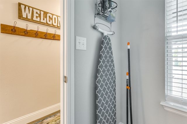 901 Juno Lane, Denton, TX 76209