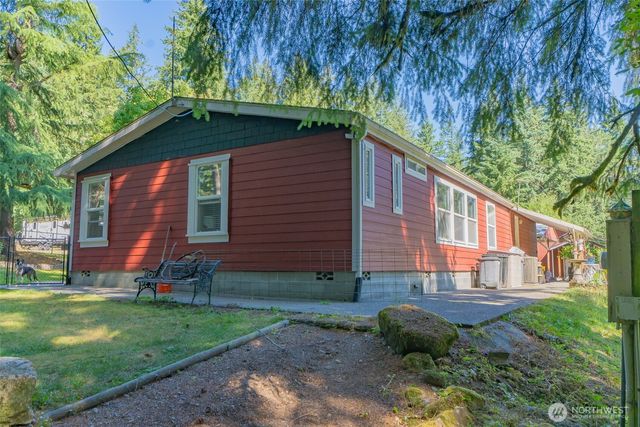 6740 101st Avenue SW, Olympia, WA 98512