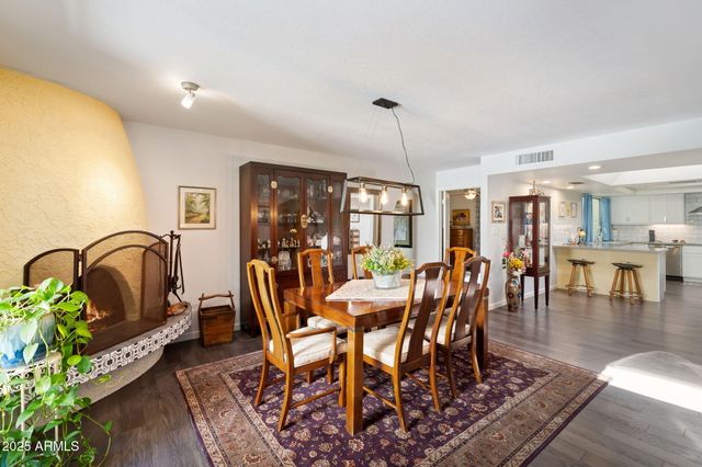 7217 N 6TH Way, Phoenix, AZ 85020