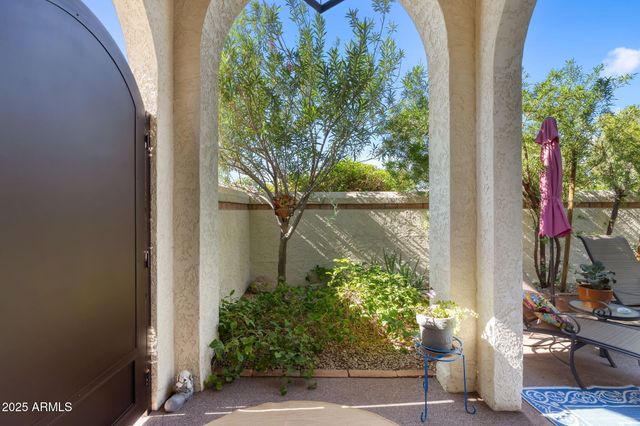 7217 N 6TH Way, Phoenix, AZ 85020