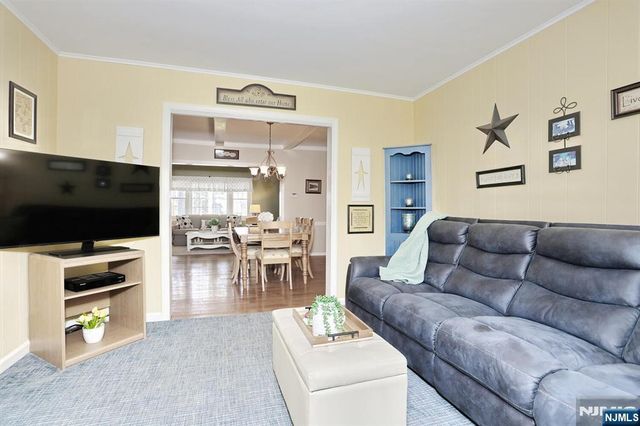 45 Highland Avenue, Midland Park, NJ 07432