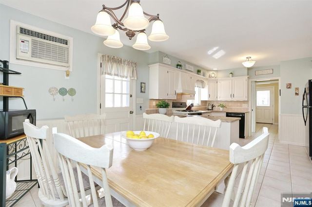 45 Highland Avenue, Midland Park, NJ 07432