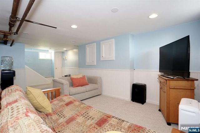 45 Highland Avenue, Midland Park, NJ 07432