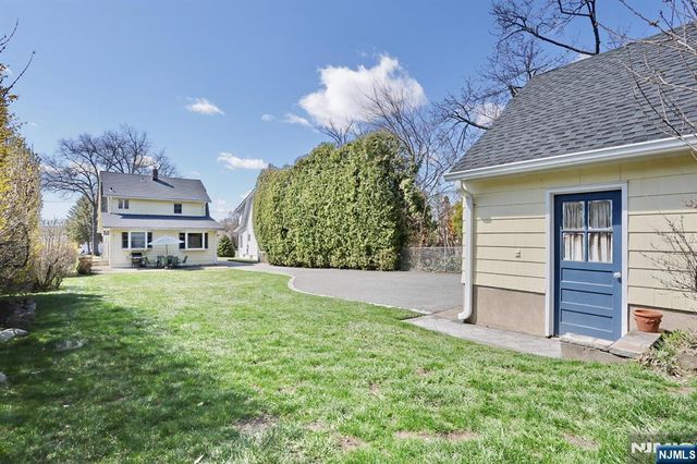 45 Highland Avenue, Midland Park, NJ 07432