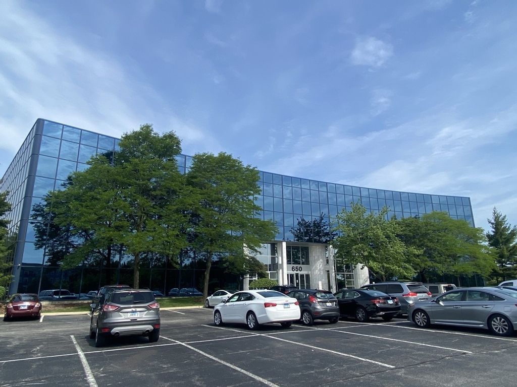 650 E Algonquin Road, Schaumburg, IL 60173