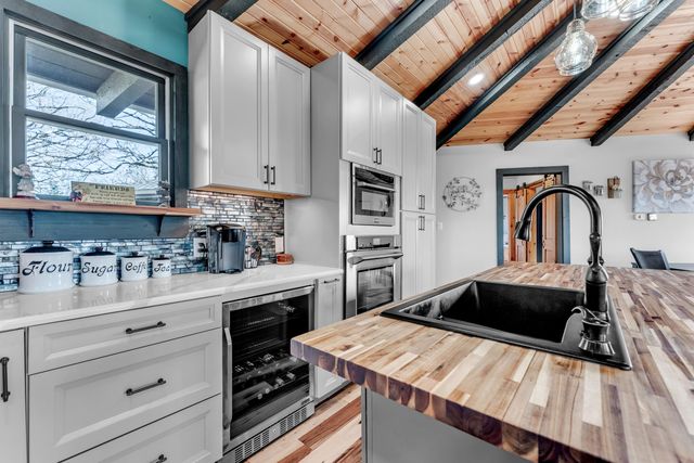 498 Santa Fe Drive, Forsyth, MO 65653