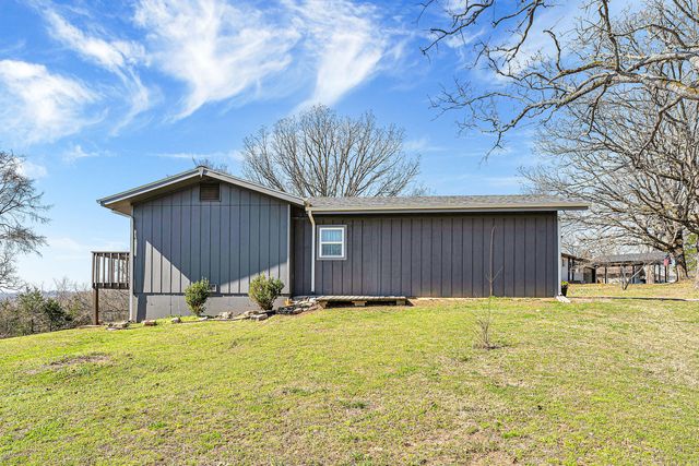 498 Santa Fe Drive, Forsyth, MO 65653