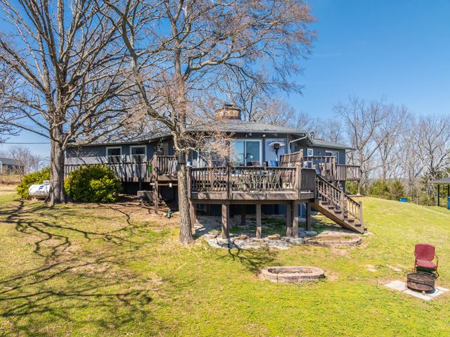 498 Santa Fe Drive, Forsyth, MO 65653