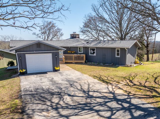 498 Santa Fe Drive, Forsyth, MO 65653