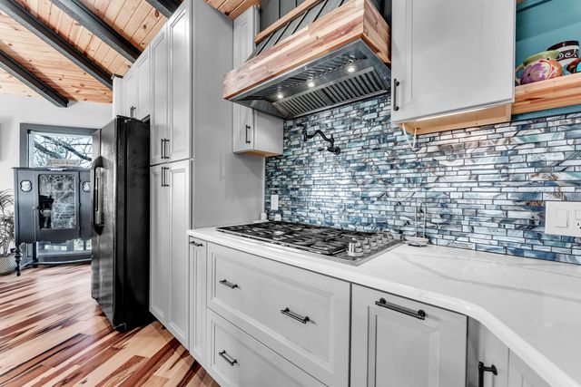 498 Santa Fe Drive, Forsyth, MO 65653