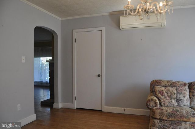 926 STATE ST, Millersburg, PA 17061