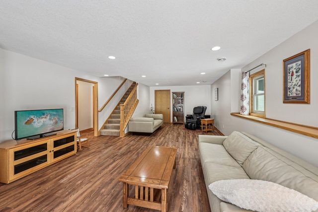 1118 Melody Court NW, Isanti, MN 55040