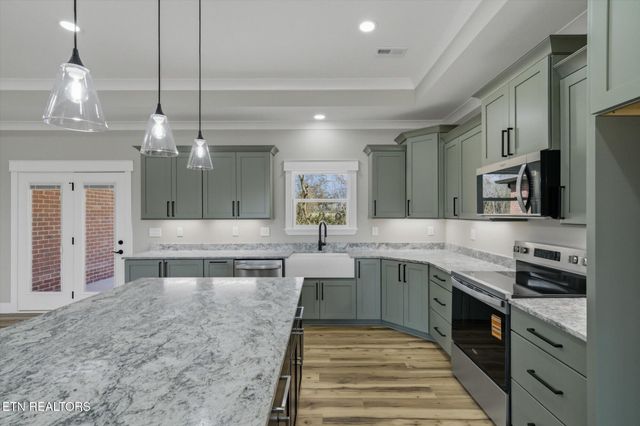 235 Charlie Lane, Maryville, TN 37804