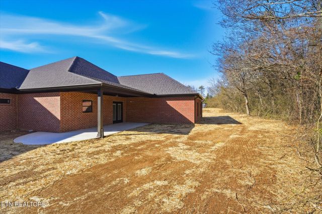 235 Charlie Lane, Maryville, TN 37804