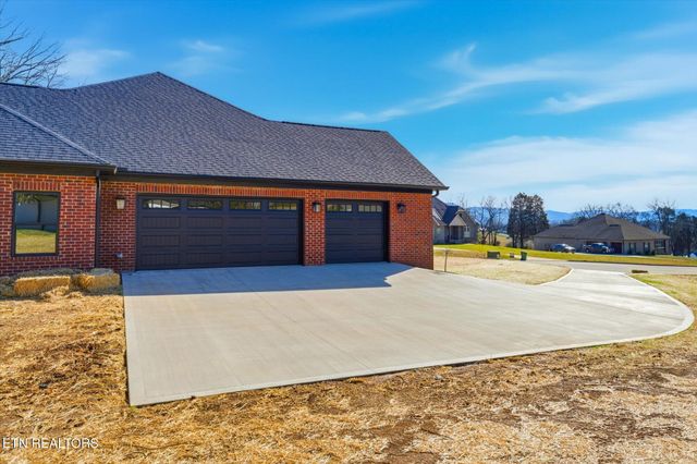 235 Charlie Lane, Maryville, TN 37804