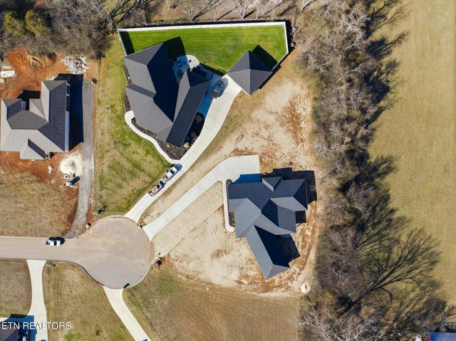 235 Charlie Lane, Maryville, TN 37804