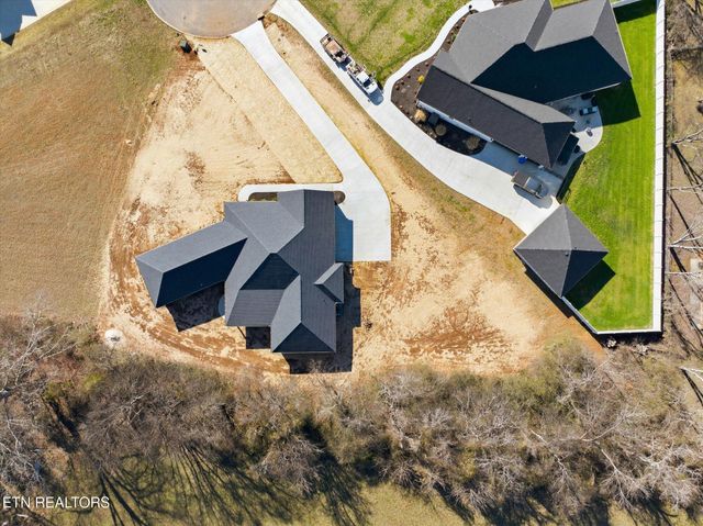 235 Charlie Lane, Maryville, TN 37804