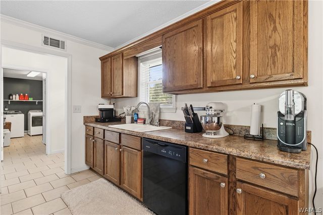 13366 Highway 11, Fosters, AL 35463