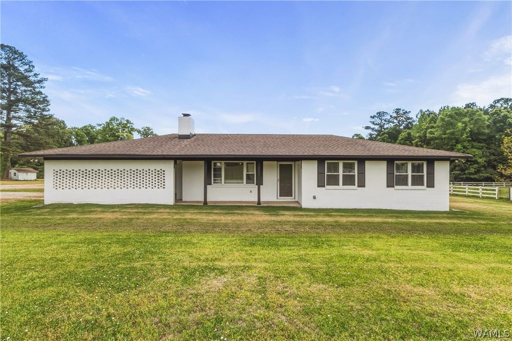 13366 Highway 11, Fosters, AL 35463