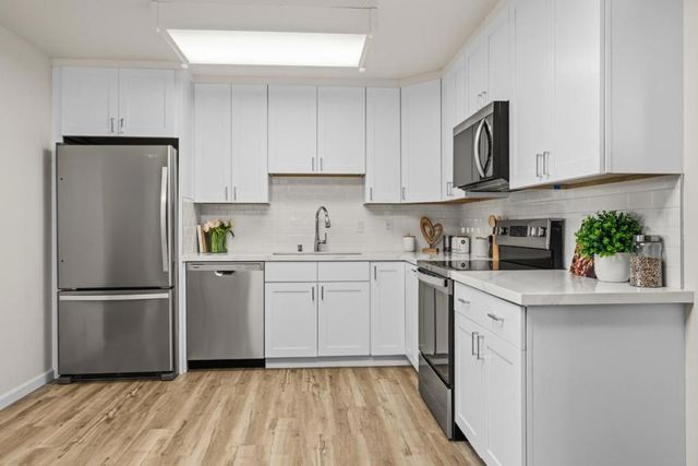 1017 Golden Gate Avenue, Half Moon Bay, CA 94019