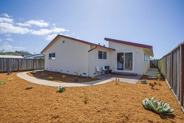 1017 Golden Gate Avenue, Half Moon Bay, CA 94019