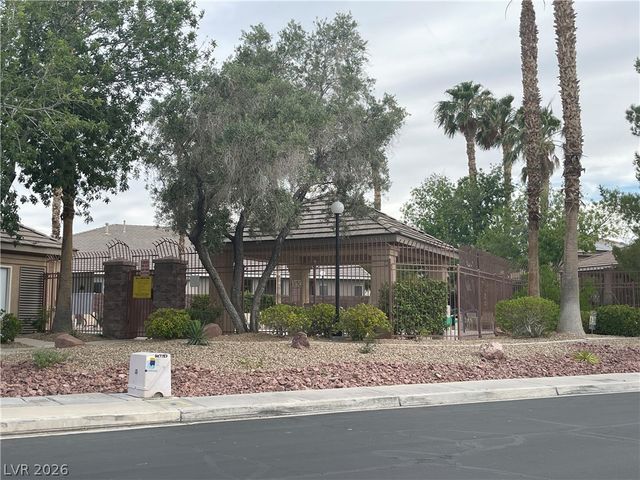 258 Spring River Avenue, Las Vegas, NV 89123