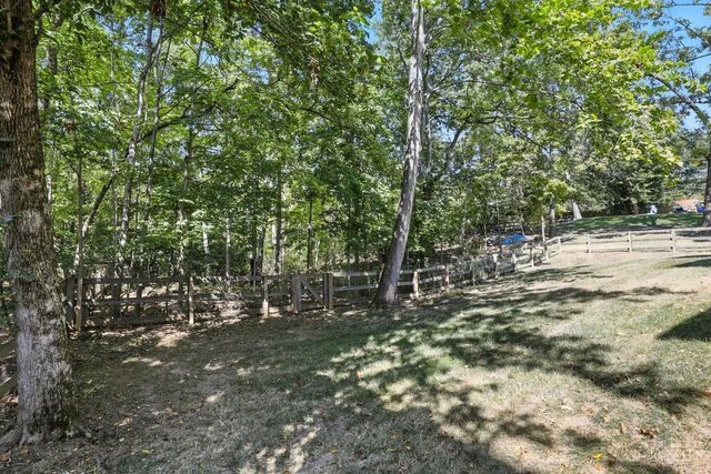 9 Lakefield Drive, Milford, OH 45150