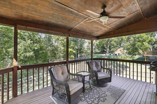 9 Lakefield Drive, Milford, OH 45150