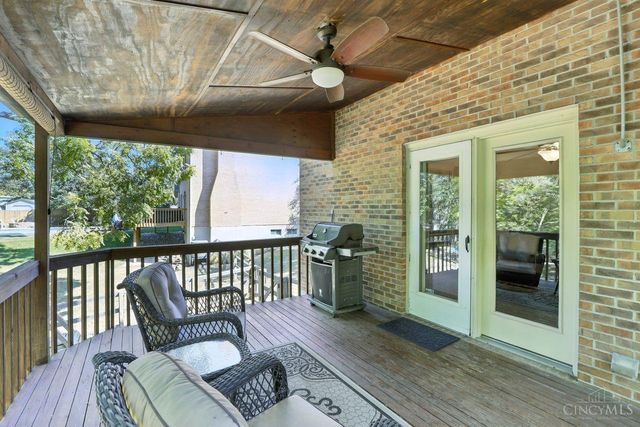 9 Lakefield Drive, Milford, OH 45150