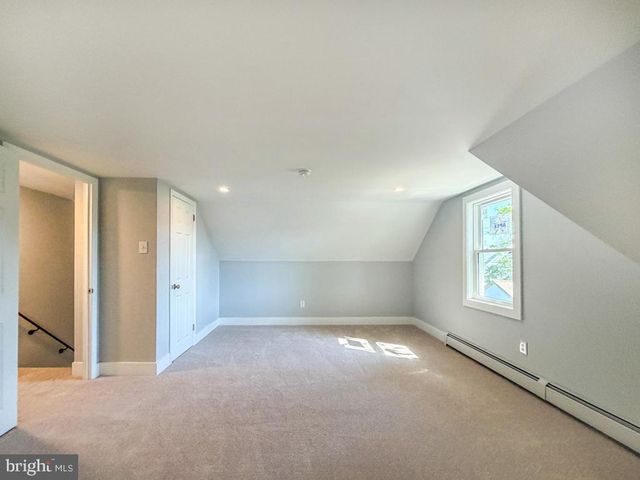 3208 DIXON AVE, Bristol, PA 19007