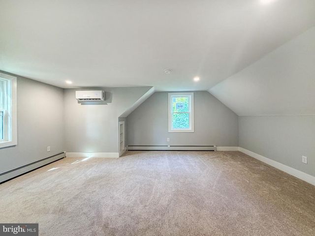 3208 DIXON AVE, Bristol, PA 19007