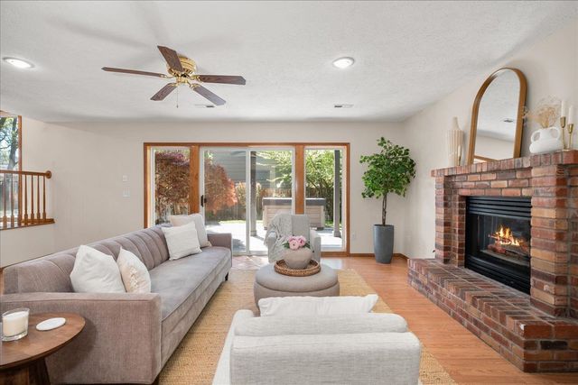 3814 E 49th Ave, Spokane, WA 99223