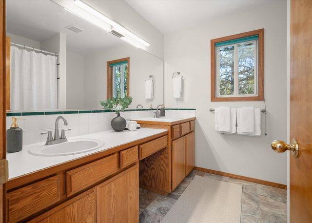 3814 E 49th Ave, Spokane, WA 99223