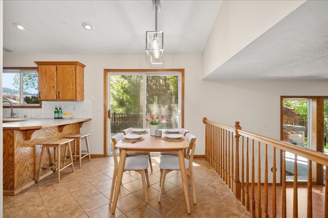 3814 E 49th Ave, Spokane, WA 99223