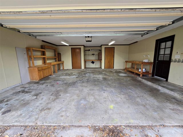 177 E Davilla ST, Bartlett, TX 76511