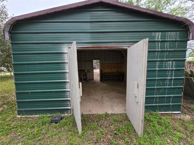 177 E Davilla ST, Bartlett, TX 76511
