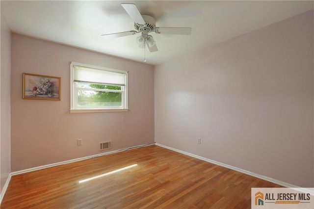 43 Richards Drive, Parlin, NJ 08859