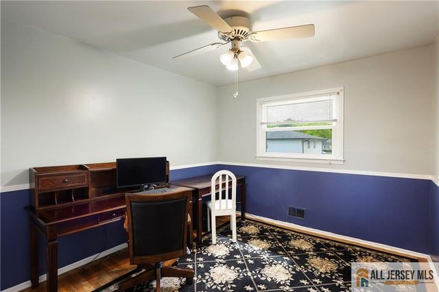 43 Richards Drive, Parlin, NJ 08859