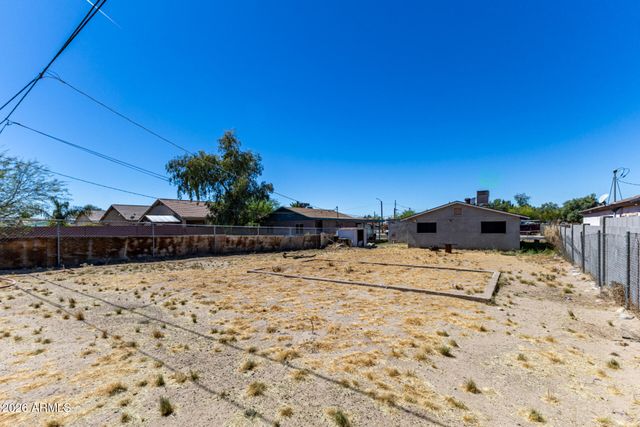 319 S 7TH Street, Avondale, AZ 85323