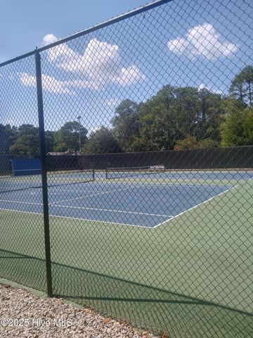 206 Chateau Drive, New Bern, NC 28560