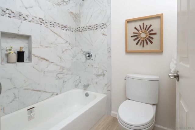 12327 Lemon Crest Dr, Lakeside, CA 92040