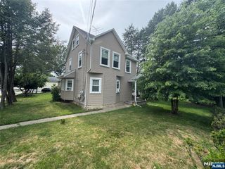 100 Irvington Street, Westwood, NJ 07675