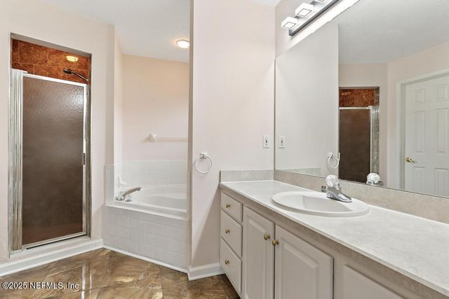 11466 COURTNEY WATERS Lane, Jacksonville, FL 32258