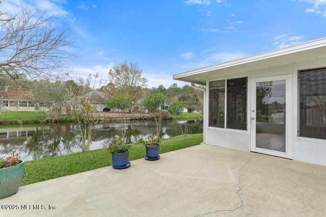 11466 COURTNEY WATERS Lane, Jacksonville, FL 32258