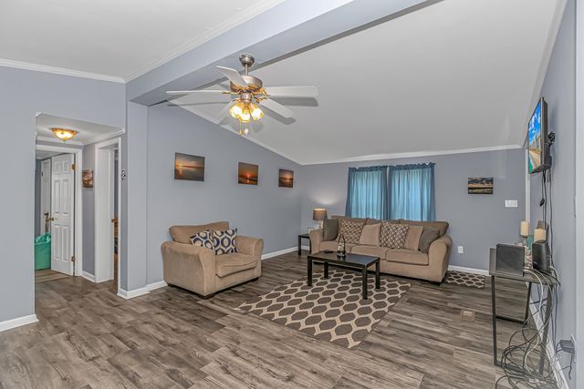 146 Queens Rd., Little River, SC 29566
