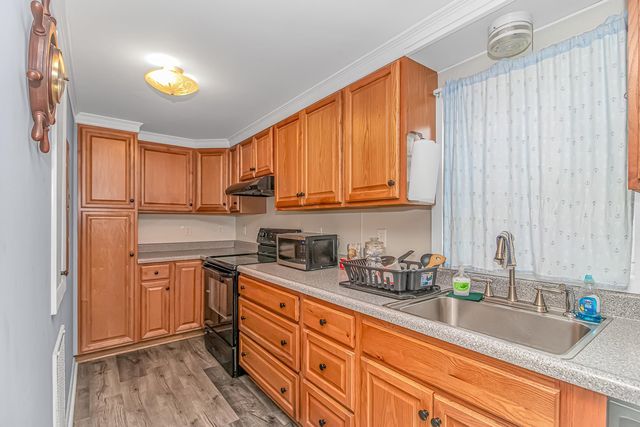 146 Queens Rd., Little River, SC 29566
